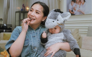 Nagita Slavina Malah Gemas Sendiri Kala Jualan Bantal Muka Cipung: Ini Anak Aku Loh Guys