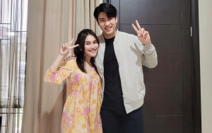 Ayu Ting Ting Soal Kedekatannya dengan Victor Agustino