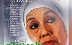 Bintangi Lebih dari 100 Film layar Lebar
