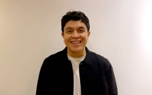 Album 'Manusia' Borong Penghargaan di AMI Awards 2022, Tulus: Sepenuh hati, terima kasih