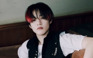 Bahu Dijadikan Sandaran, Chenle NCT Masih Tunjukkan Sikap Perhatian ke Fans