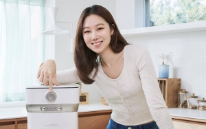 Gong Hyo Jin Pamer Prosesi Tukar Cincin dan 3 Gaun Pengantin!