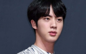 Jin BTS Ungkap Alasan Orang-orang Susah Berteman Dekat dengannya dan Member Lain