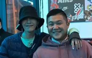 G-Dragon Tetap Berhasil Tampil Kece Meski Pakai Brand Khusus Pria Pendek Milik Jo Se Ho