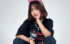 Fuji An Beri Respons Savage Kala Ditanya Apa Tidak Dingin Pakai Baju Terbuka