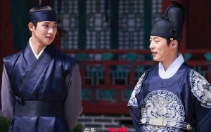 Karakter Moon Sang Min dan Bae In Hyuk di 'Under The Queen's Umbrella' Dicurigai Kembar