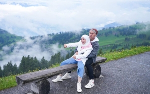Lesti Kejora-Rizky Billar Healing Mancing dan Berenang Naik Ban, Aura Sederhana Bak Manusia Biasa