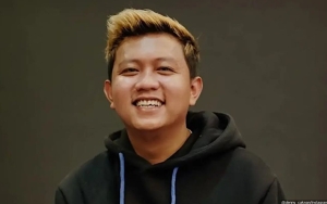 Tingkah Kocak Denny Caknan Kala Tak Kuat Menahan Rasa Ingin Buang Air