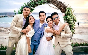 Fuji An Ziarah Makam Vanessa Angel-Bibi, Perayaan Ultah ke-20 Nyesek Banget