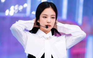 Jennie Mengumpat Karena In Ear Bermasalah di Konser BLACKPINK