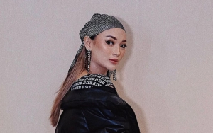 Zaskia Gotik - Traktir Makan