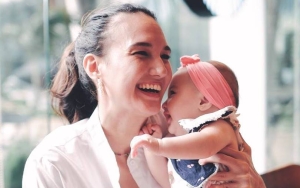 Nadine Chandrawinata Disorot Soal Gaya Parenting Usai Perdana Ajak Baby Djiwa Naik Perahu Kayak