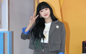 Dita Karang Secret Number Curhat Galau ke Mama Efek Rambut Kuaci di Foto Paspor
