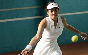 Enzy Storia Ungkap Fakta Dibalik Makeup Tak Luntur Saat Pertandingan Tenis