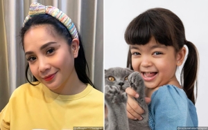 Nagita Slavina Tertawa Saat Ditanya Tutorial Jadi Cantik oleh Mazaya Amania