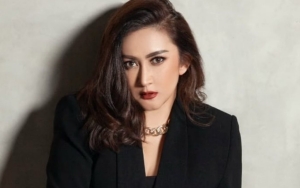 Paras Nafa Urbach Kembali Disorot di Usia 42 Tahun, Bentuk Tubuh Tak Kalah Curi Perhatian