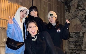2NE1
