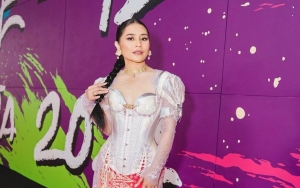 Prilly Latuconsina Bangga Didapuk Jadi Duta FFI 2022, Foto Dicium Mesra Aktor Ganteng Bikin Salfok