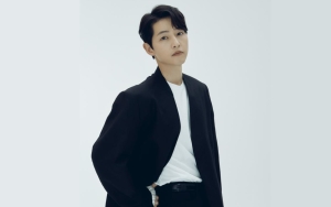 Malah Tak Suka, Song Joong Ki Tunjukkan Reaksi Lucu Saat Dengar Rekaman Suara Sendiri