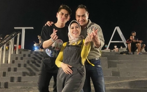 Venna Melinda Asyik Main TikTok Bareng Anak, Ferry Irawan Tak Dianggap