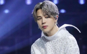 Jimin BTS Tak Sengaja Pamer Biseps Sukses Bikin Gagal Fokus