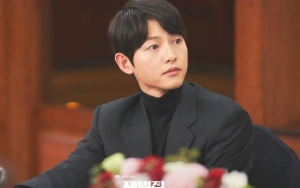 Teori Baru, Song Joong Ki Diduga Tak Tewas Usai Ditembak di 'Reborn Rich'