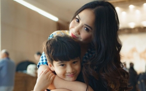 Berburu Hantu Bareng Rafathar, Nagita Slavina Merinding Ada Sosok di Mobil Kala Pakai Filter Anime