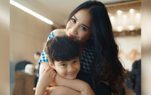 Momen Rafathar Kelewat Jujur Saat Endorse Bareng Nagita Slavina Bikin Ngakak