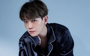 Baekhyun EXO Baca Fanfic Tanpa Malu dan Canggung di Video Terbaru, Akui Bukan Pertama Kalinya