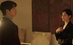 Park Ji Hyun Ngaku Dibuat Nyaman Song Joong Ki Saat Syuting 'Reborn Rich'