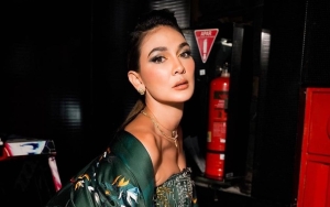 Luna Maya Ngode Ilfil Dengan Pria Kekanak-kanakan, Sosok Eks Pacar Ramai Disangkutpautkan