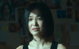 Song Hye Kyo Dibela Penonton Usai Kena Body Shaming di Adegan Buka Baju 'The Glory'