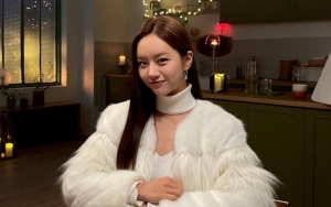 Tiba-tiba Hapus, Lee Hyeri Diprotes Sang Ibu Gegara Post Baru