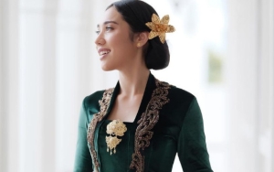 Hobi dan Bangga Kenakan Kebaya