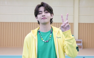 V BTS Suka Bobok Tanpa Pakai Baju