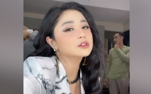 Calon Suami Dewi Persik Malu-Malu Umumkan Rencana Nikah, Panggilan Sayang Ikut Bocor