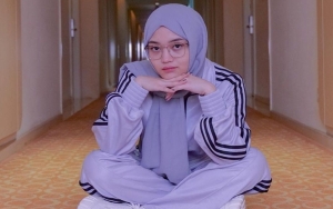 Reaksi Putri Delina Mood Banget Saat Baca Ramalan Soal Orang yang Menyakitinya