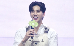 Song Kang Pamer Goyangan Maut di Lagu 'Hybe Boy' NewJeans & 'HOT' SEVENTEEN