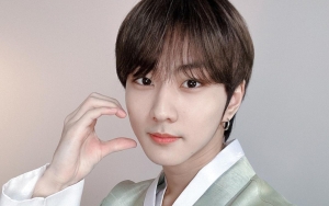 Jungwon ENHYPEN Main Semprotan Asap, Hasilkan Pose Uwu Hingga Kocak di Konser