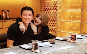 Syahrini Bahas Sembuhkan Hati Usai Reino Barack Dikira Tak Pakai Cincin Nikah