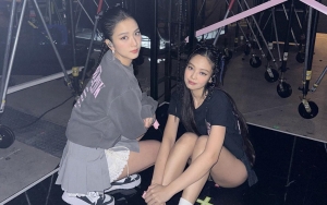 Jennie Kirim Kejutan Ke Jisoo Jelang Penampilan Perdananya di SBS 'Inkigayo'