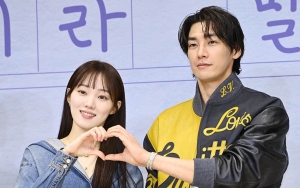 Lee Sung Kyung Tanggapi Kecurigaan Diam-Diam Pacari Kim Young Kwang
