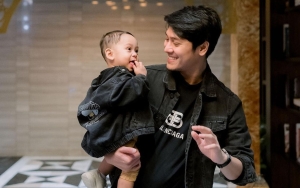 Panen Hujatan Usai Diduga Sindir Bos TV, Rizky Billar Cuek Pamer Tingkah Gemas Baby L