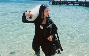 Jajal Sensasi Beda Diving Malam Hari, Prilly Latuconsina: Ngeri-ngeri Sedap