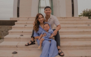 Gaya Liburan Nikita Willy dan Suami Berubah Usai Punya Anak
