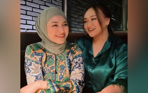 Nadya Adik Nathalie Holscher Tegaskan Tak Ada Paksaan Untuk Mualaf, Bongkar Reaksi Keluarga Besar