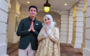 Bacakan Puisi Romantis Untuk Syahrini, Ekspresi Reino Barack Jadi Gunjingan