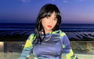 Terlewat Mini, Fuji An Beri Jawaban Kalem Disebut Pakai Baju Gala Sky 