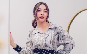 Nikita Willy Pamer Pose Tak Biasa di Sesi Photoshoot, Hasilnya Diluar Ekspektasi