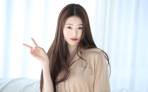 Jang Wonyoung IVE Tampil dengan 2 Vibes Bertolak dalam 1 Hari Disanjung Media Korea